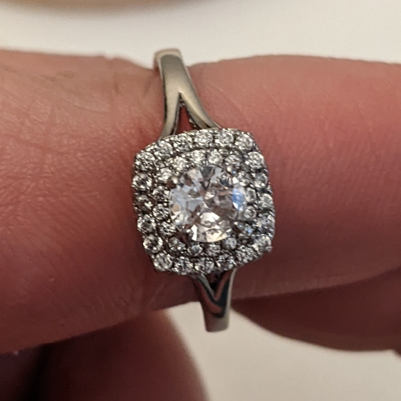 Adjustable ring - Picture 2 of 2